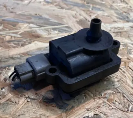 Mitsubishi Lancer High voltage ignition coil 099700048