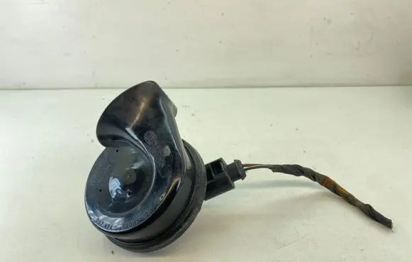 Volkswagen PASSAT B6 Horn signal 3C0951223