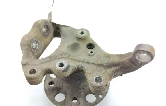 Mercedes-Benz C W204 Front wheel hub spindle knuckle 20402