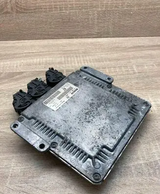 Citroen C4 I Picasso Engine control unit/module ECU 9647693180 0281011084 EDC15C267