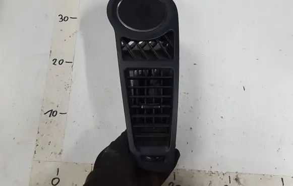Dashboard side air vent grill/cover trim