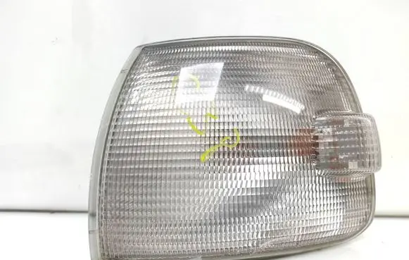 Volkswagen Transporter - Caravelle T4 Front indicator light 6R0I495
