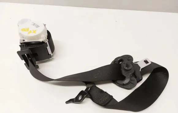 BMW X1 E84 Front seatbelt