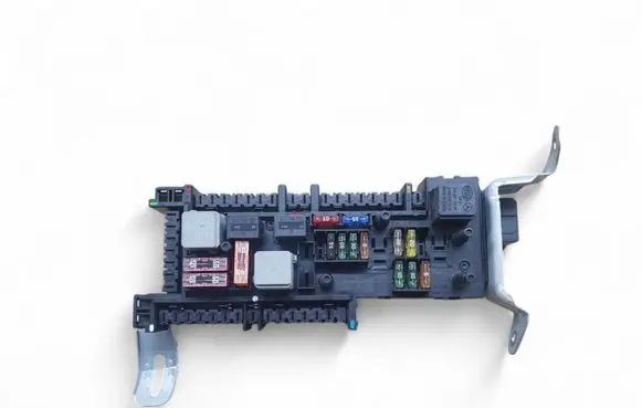 Mercedes-Benz CLS C218 X218 Fuse module A2129009722 2129009722