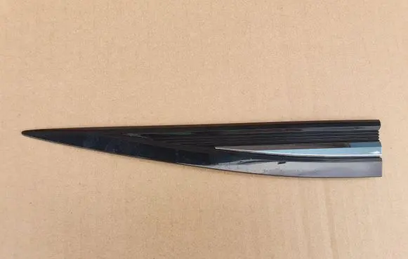 Volkswagen Touran III Fender trim (molding) 5TA853425