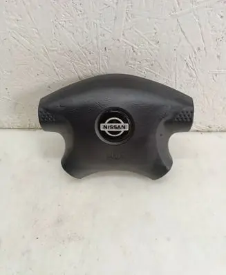 Steering wheel airbag