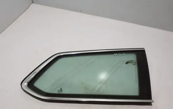 Volkswagen PASSAT B8 Rear side window 3G9845298CG