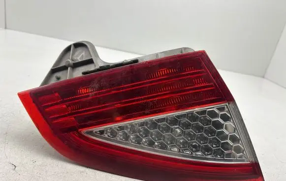 Ford Mondeo MK IV Tailgate rear/tail lights 7S7113A603A