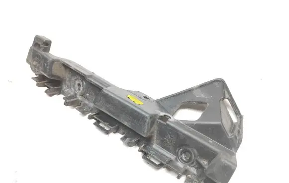 Renault Trafic III (X82) Fender mounting bracket 622215320R 93463164