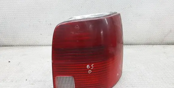 Volkswagen PASSAT B5 Rear/tail lights 3B9945112F