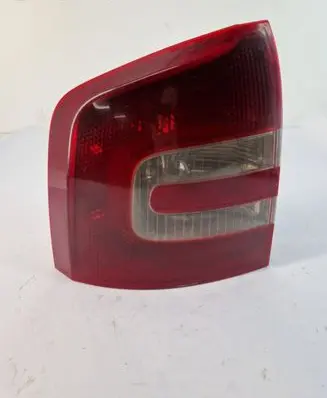 Skoda Octavia Mk2 (1Z) Rear/tail lights 086651912L