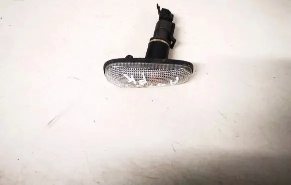 Opel Zafira A Front fender indicator light 90560403