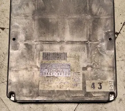 Toyota Avensis Verso Engine control unit/module 8966144300 1758005122