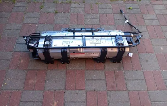 Hyundai Ioniq Hybrid / electric car battery 37501G2100 3848 20181218