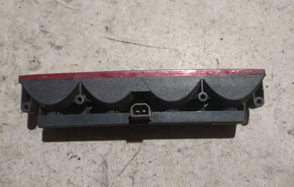 Audi A4 S4 B5 8D Third/center stoplight 8D5945097A