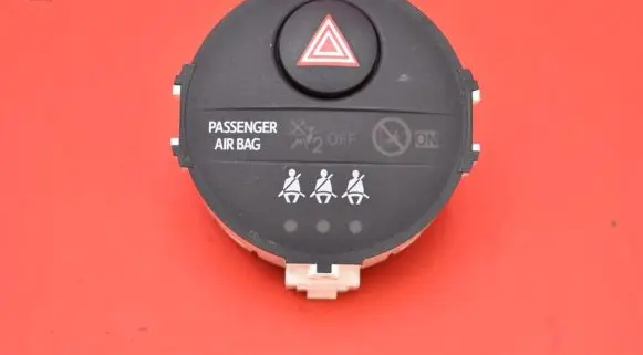 Toyota Yaris Hazard light switch 83950-0D050-A