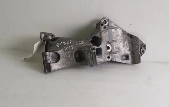 Nissan Qashqai Generator/alternator bracket 8200669494