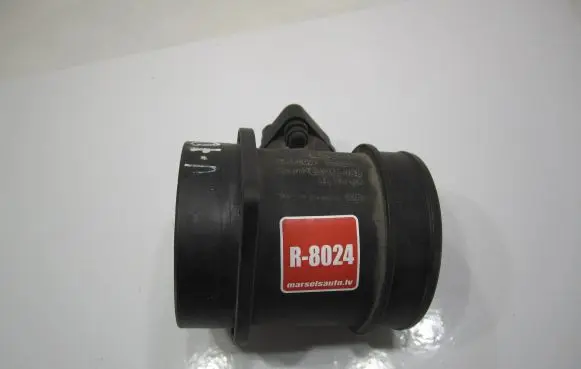 Volvo V70 Mass air flow meter 8670115 0280218088