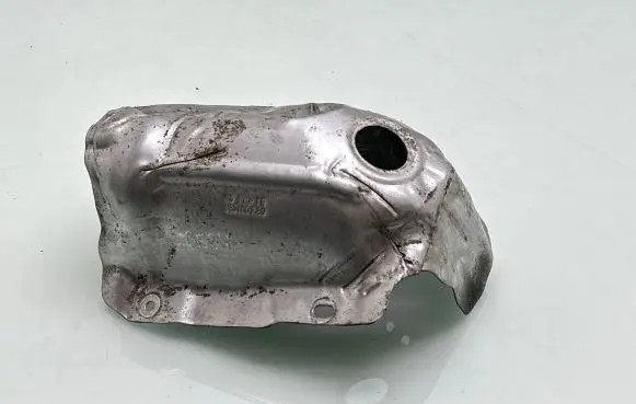 Citroen Berlingo Exhaust heat shield 9824001580