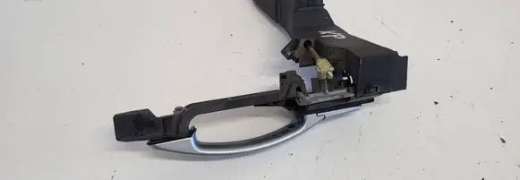 Ford Mondeo Mk III Front door exterior handle 07496556520 04052723