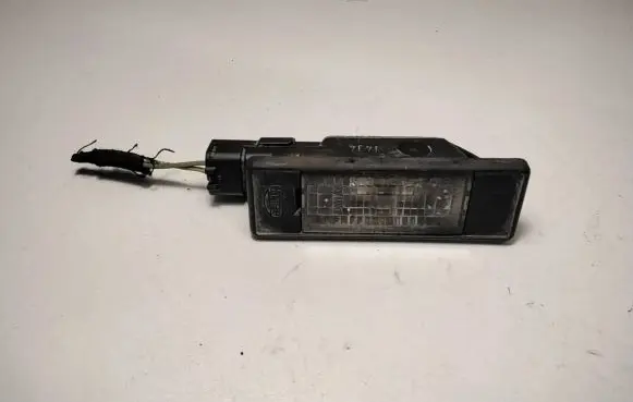 Citroen C2 Number plate light 2KA008224