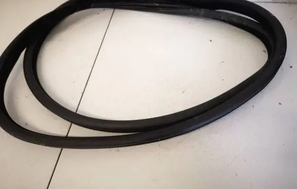 Jaguar XF Rubber seal front coupe door