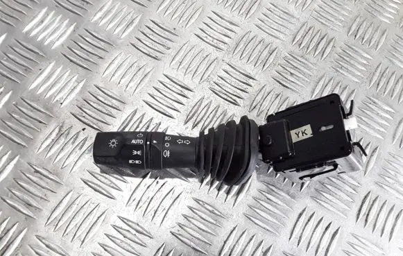 Chevrolet Captiva Indicator stalk 202005410