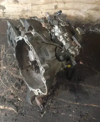KIA Rio Manual 5 speed gearbox P61763 197095