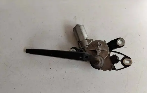 Volkswagen Golf Plus Rear window wiper motor 0390201809