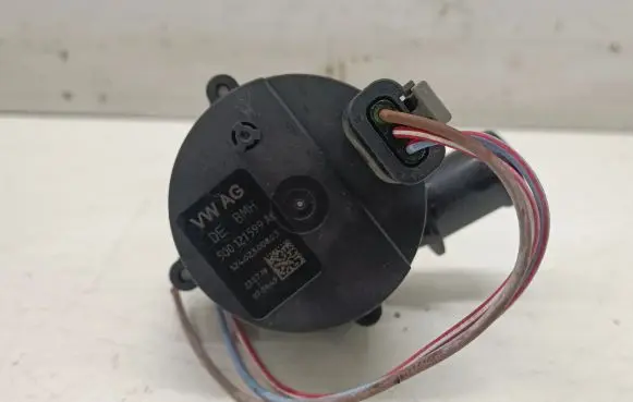 Volkswagen Arteon Electric auxiliary coolant/water pump 5Q0121599AK