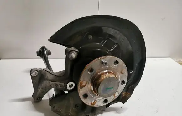 Volkswagen Eos Rear wheel hub
