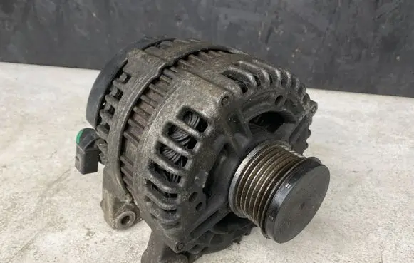 Ford Mondeo MK IV Generator/alternator 7G9N10300EA 985150 0121615028