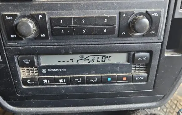 Volkswagen PASSAT B5.5 Climate control/heater control trim 3B1907044K IMPRK1385726