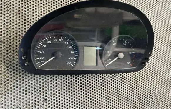 Mercedes-Benz Vito Viano W639 Speedometer (instrument cluster) A6394464321 72606424 102681005