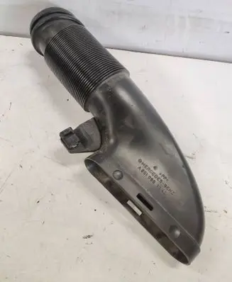 Mercedes-Benz C AMG W205 Air intake duct part A6510903342