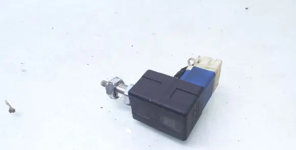 KIA Sorento Clutch pedal sensor A01372 130503