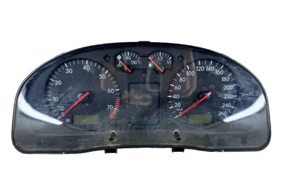 Speedometer (instrument cluster)