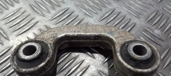 Front anti-roll bar/stabilizer link