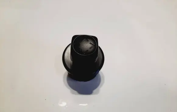Infiniti FX Steering wheel buttons/switches 
