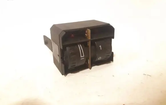 Volkswagen Caddy Headlight level height control switch 2K0941333
