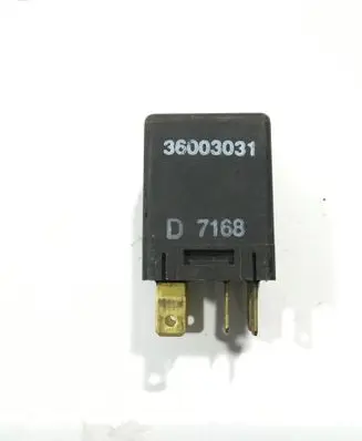 Jeep Grand Cherokee (WK) Other relay 36003031 D7168