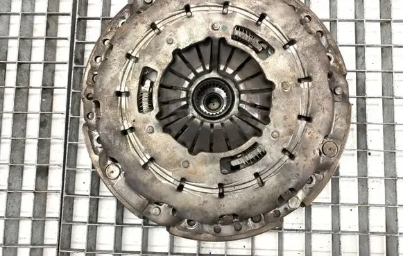 BMW 5 E60 E61 Clutch set kit 324051710