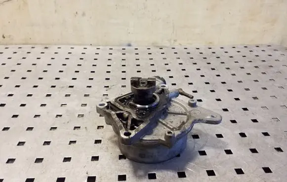 KIA Sorento Vacuum pump 288102F000