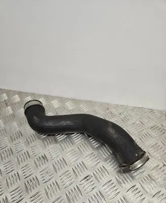Audi A4 S4 B7 8E 8H Intercooler hose/pipe 8E0145737F