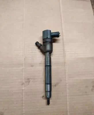 KIA Ceed Fuel injector 338002a400 0445110256