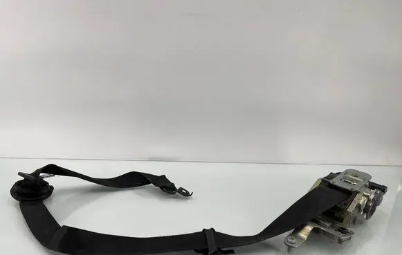 Mercedes-Benz E W212 Front seatbelt 610035800 J156D841662 02069277