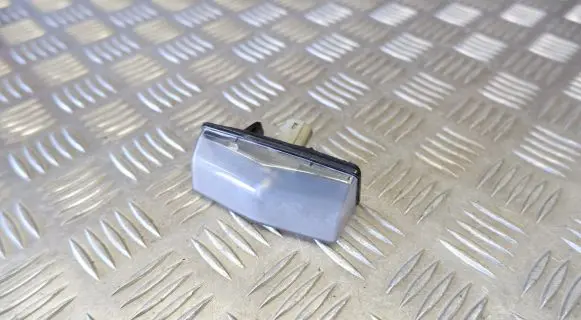 Toyota Prius+ (ZVW40) Number plate light 8127153011