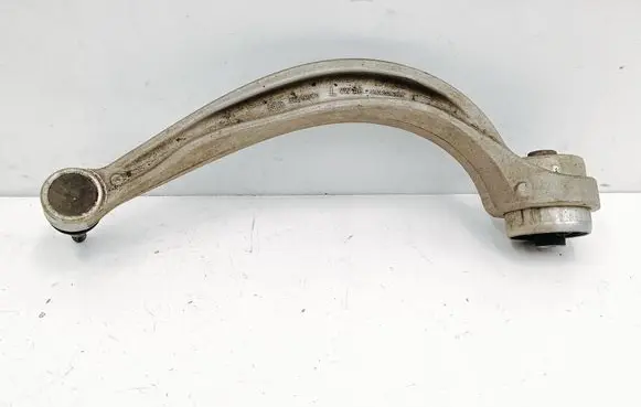 Audi Q7 4M Front lower control arm/wishbone 4M0407695C