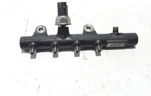Renault Megane III Fuel main line pipe 175213876R