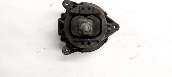 BMW 2 F22 F23 Engine mount bracket 6787657